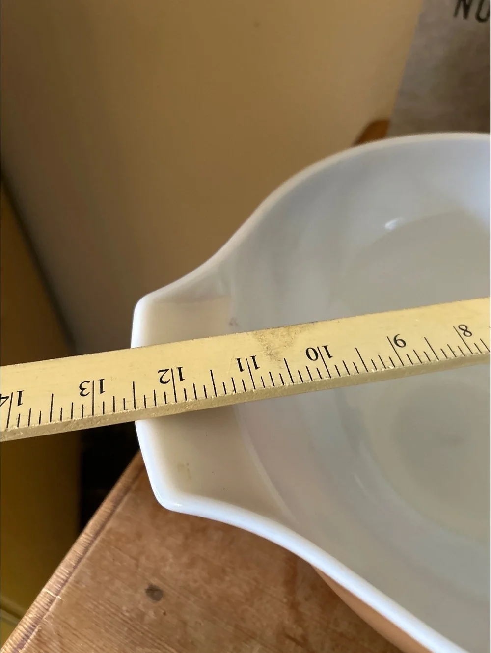 Vintage Pyrex Brown Gooseberry 1.5 Quart Mixing Bowl
